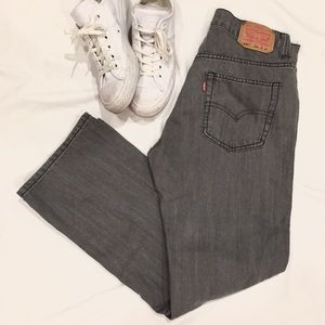 Levi’s 505 Mid rise straight classic Mom jeans